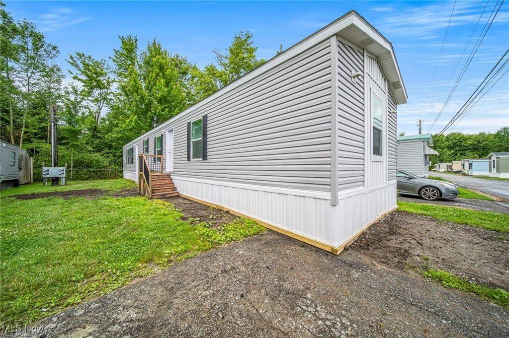 Madison, OH 44057,15 Eddie RD