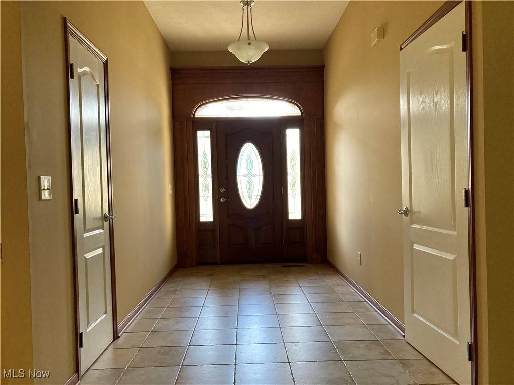 Grafton, OH 44044,1040 Timber TRL