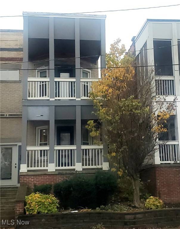 Cleveland, OH 44102,10803 Detroit AVE #3B