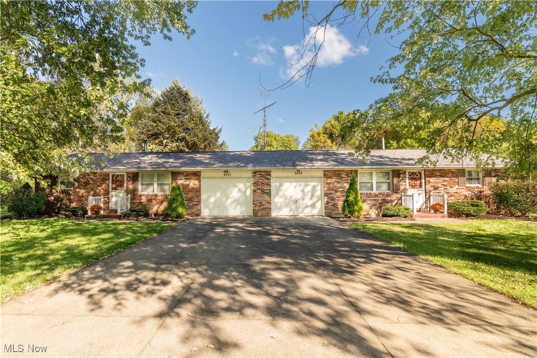 North Canton, OH 44720,5415 Huckleberry ST NW