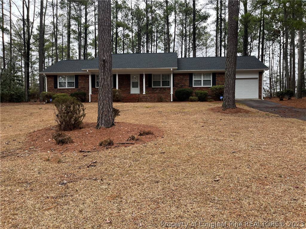Southern Pines, NC 28387,905 N Glenwood TRL