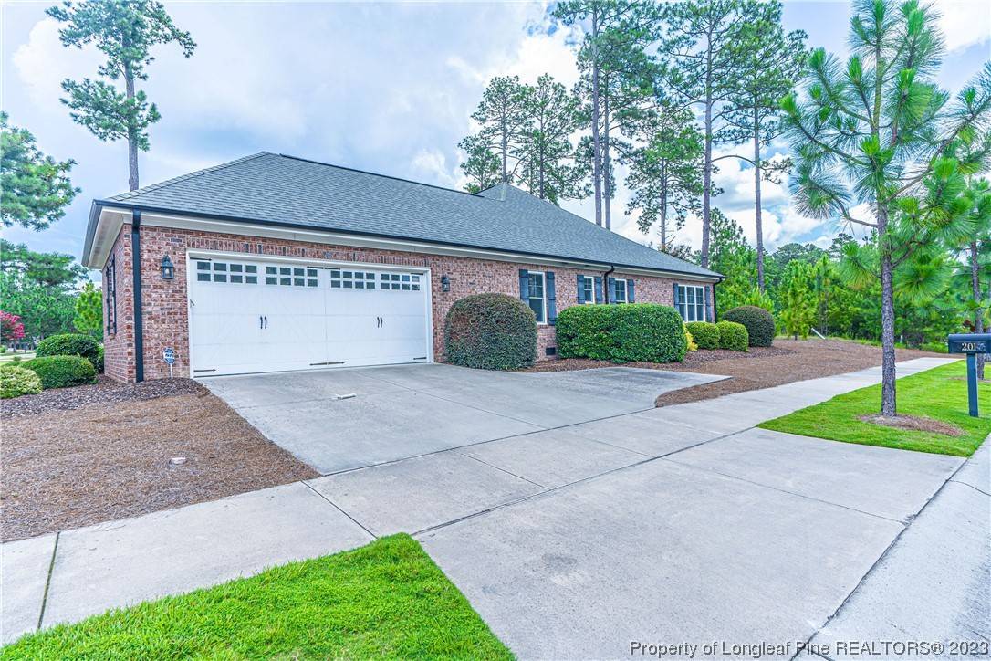 Southern Pines, NC 28387,201 Sundew CT