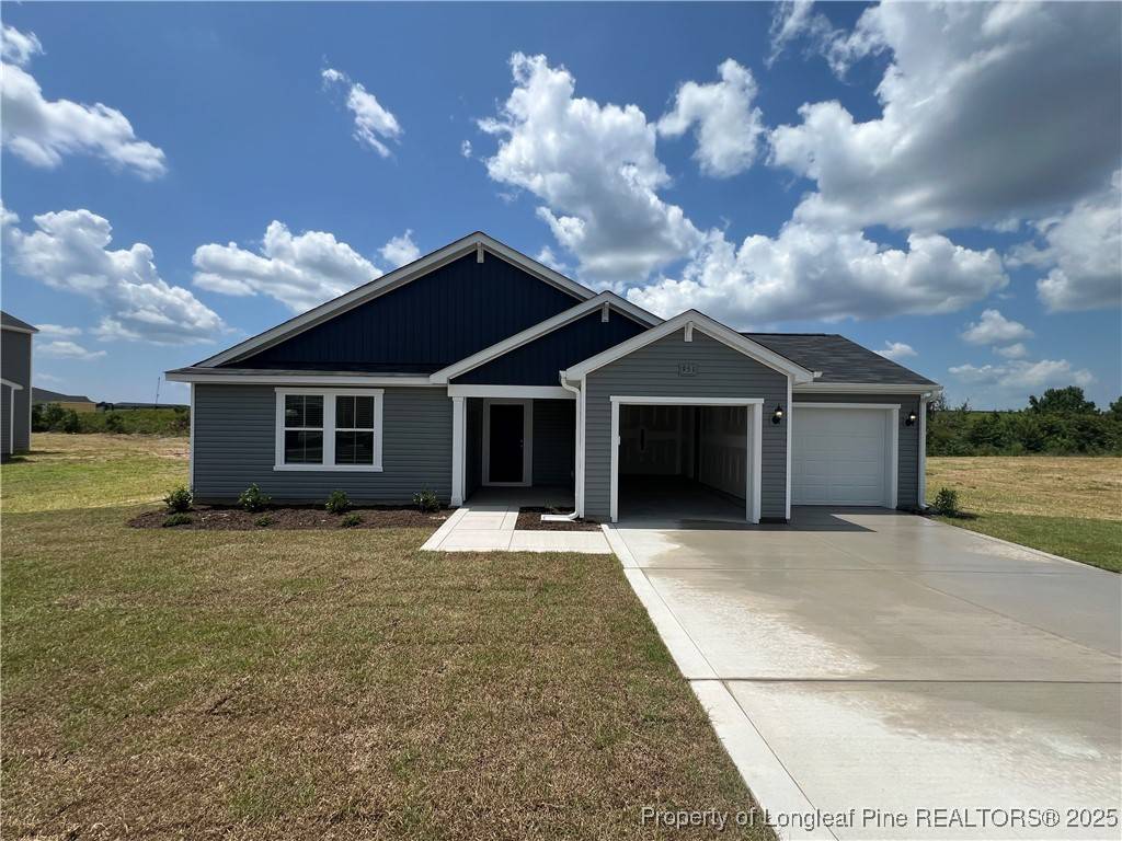 Hope Mills, NC 28348,951 Sapphire Stone LN