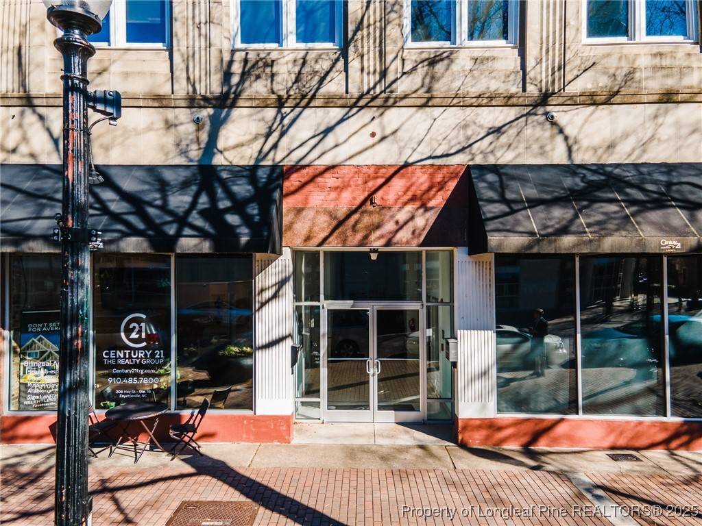 Fayetteville, NC 28301,208 Hay ST