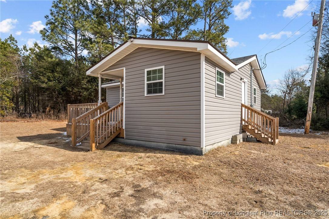 Raeford, NC 28376,422 Doc Brown RD