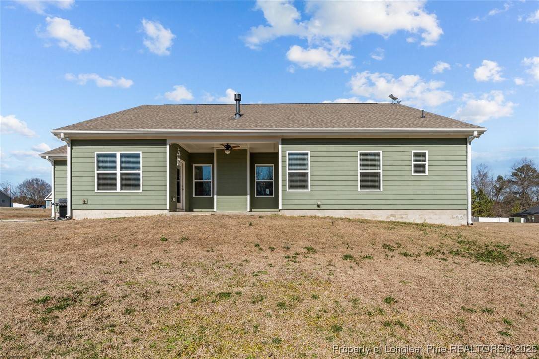 Coats, NC 27521,208 Planters LN