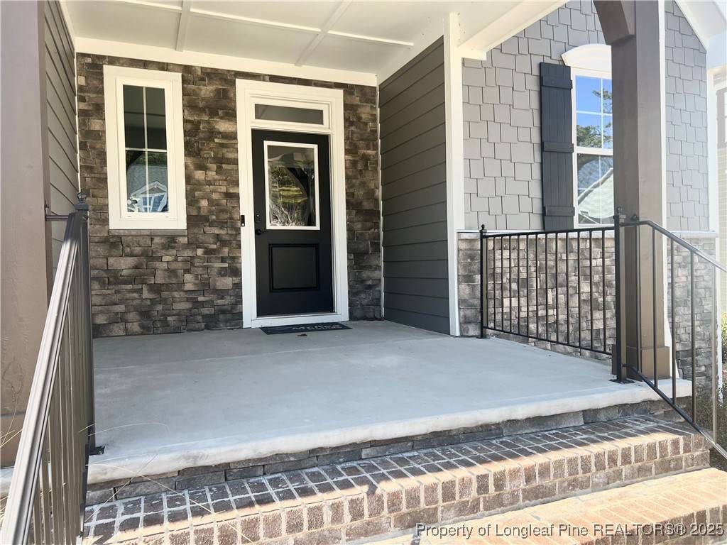 Southern Pines, NC 28387,122 Plantation DR