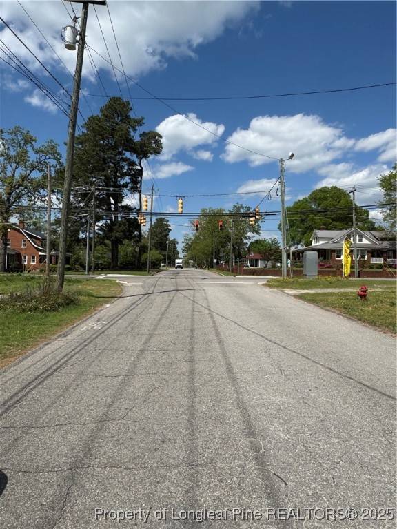 Raeford, NC 28376,203 Harris AVE