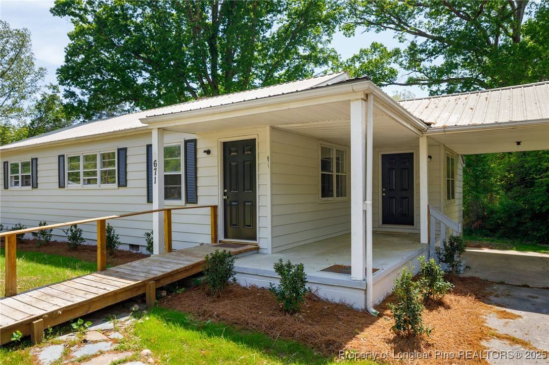 Robbins, NC 27325,671 Forest DR