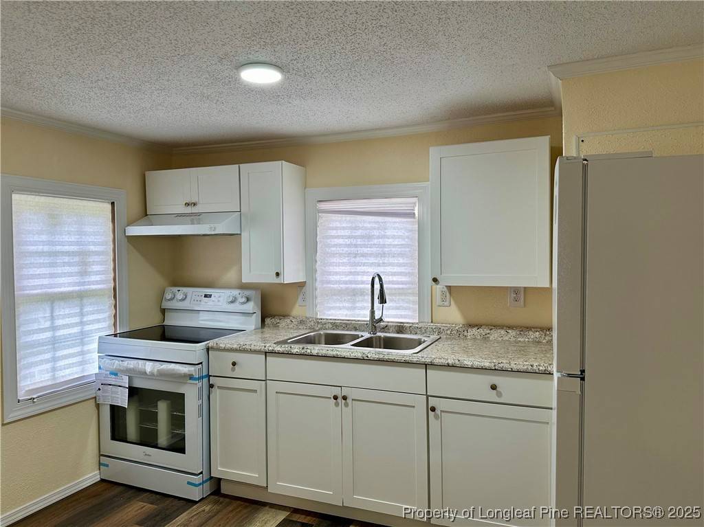 Rowland, NC 28383,508 S Hickory ST
