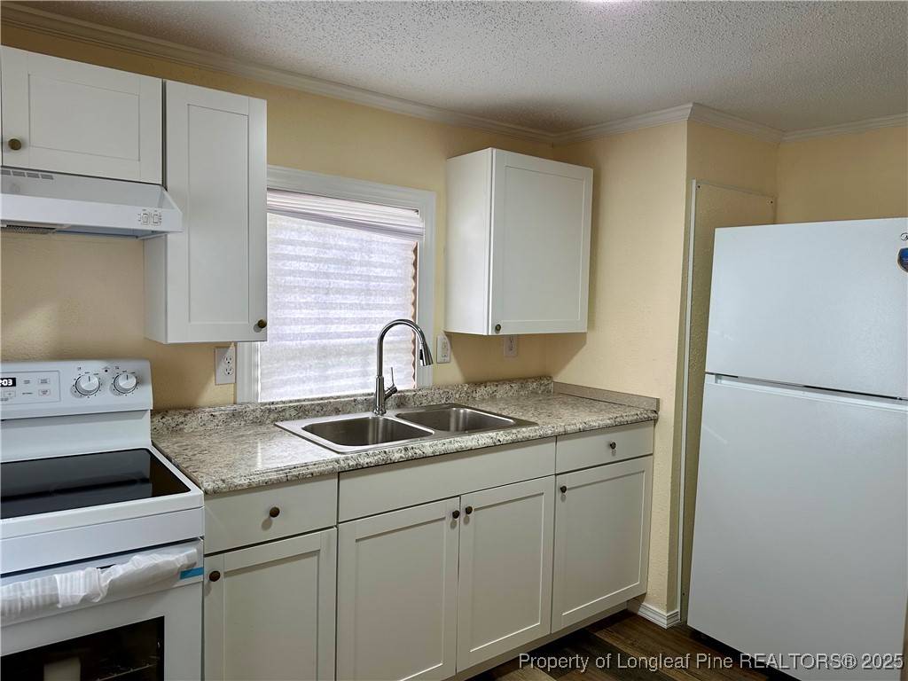 Rowland, NC 28383,508 S Hickory ST