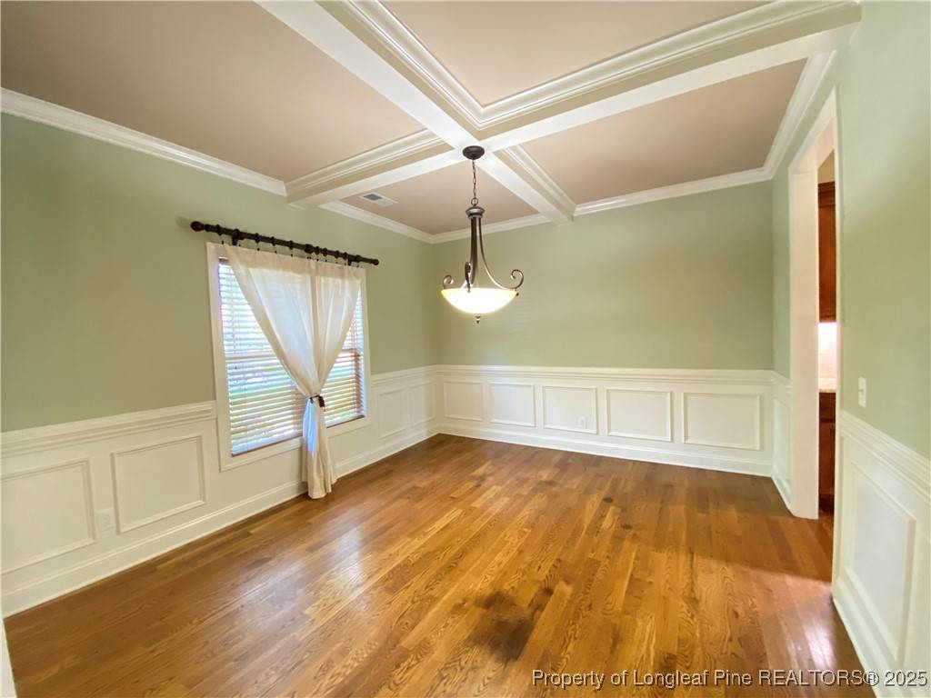Sanford, NC 27332,484 CROWN PT