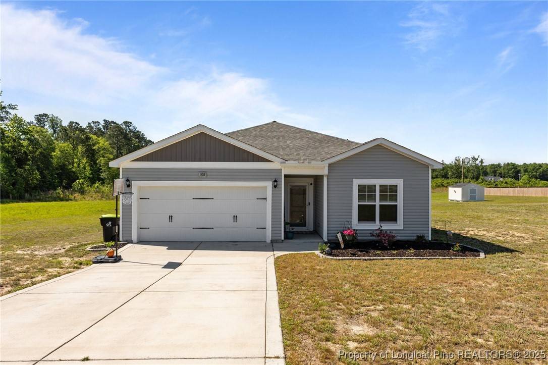 Salemburg, NC 28385,308 Laurel Lake RD