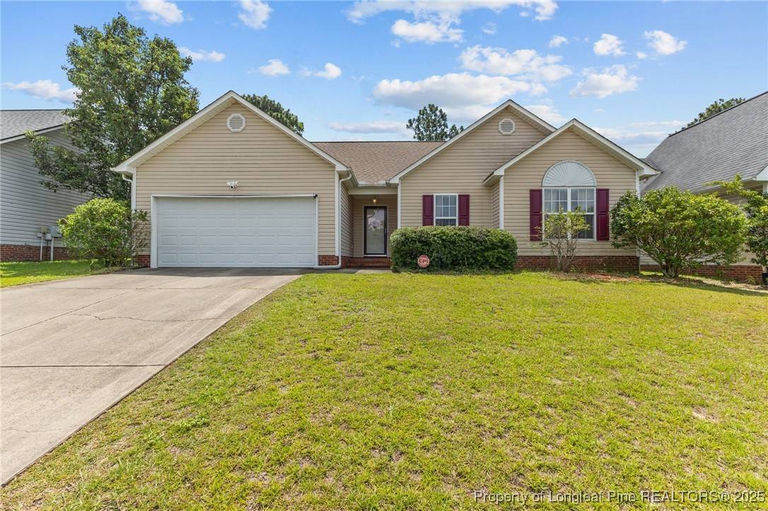 Hope Mills, NC 28348,3117 Winesap RD