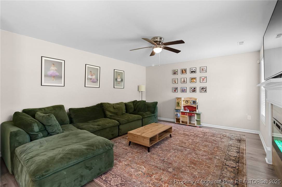 Raeford, NC 28376,293 Hickory DR