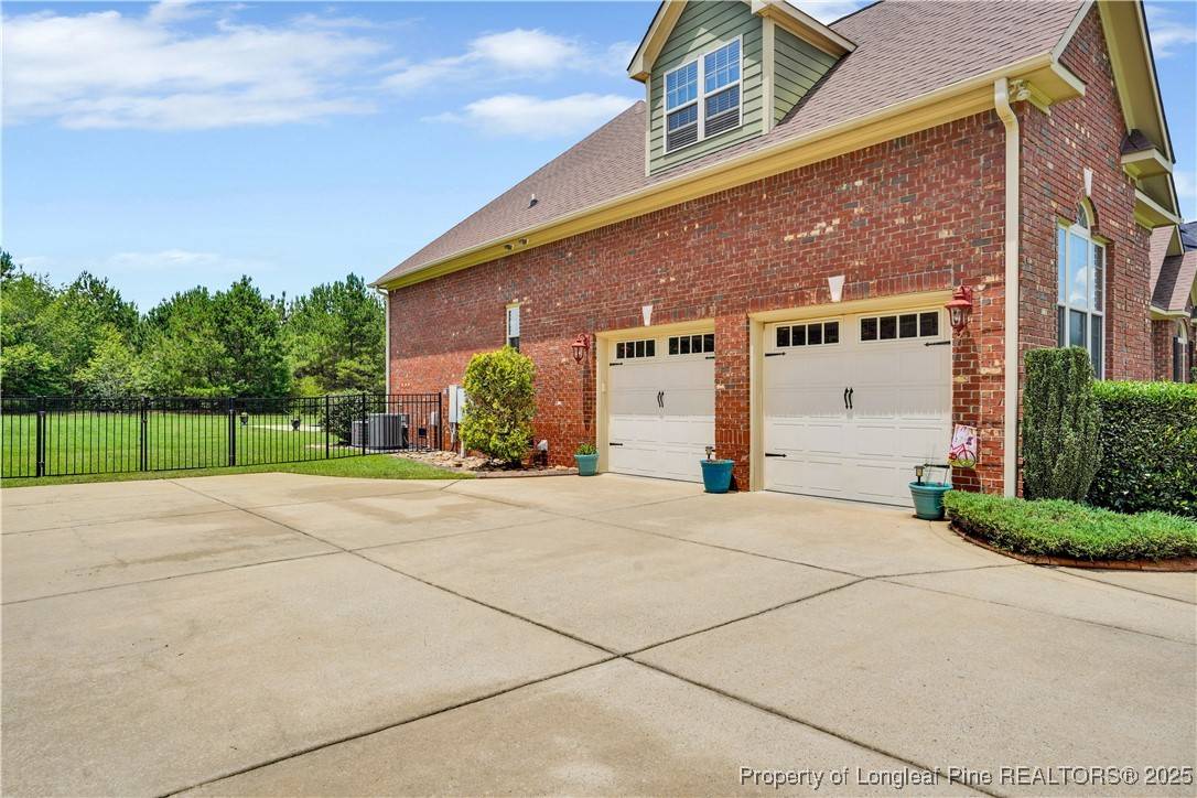 Hope Mills, NC 28348,2825 Sand Trap Lane