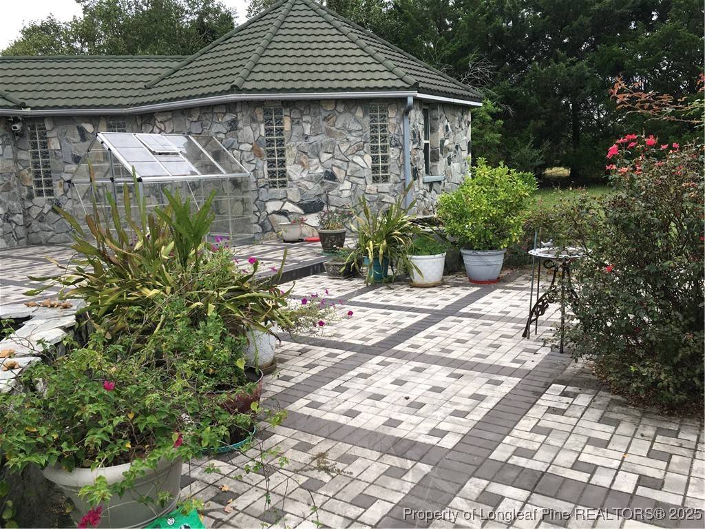 Raeford, NC 28376,1157 Gainey RD