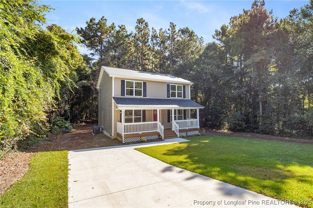 Southern Pines, NC 28387,931 W Connecticut AVE