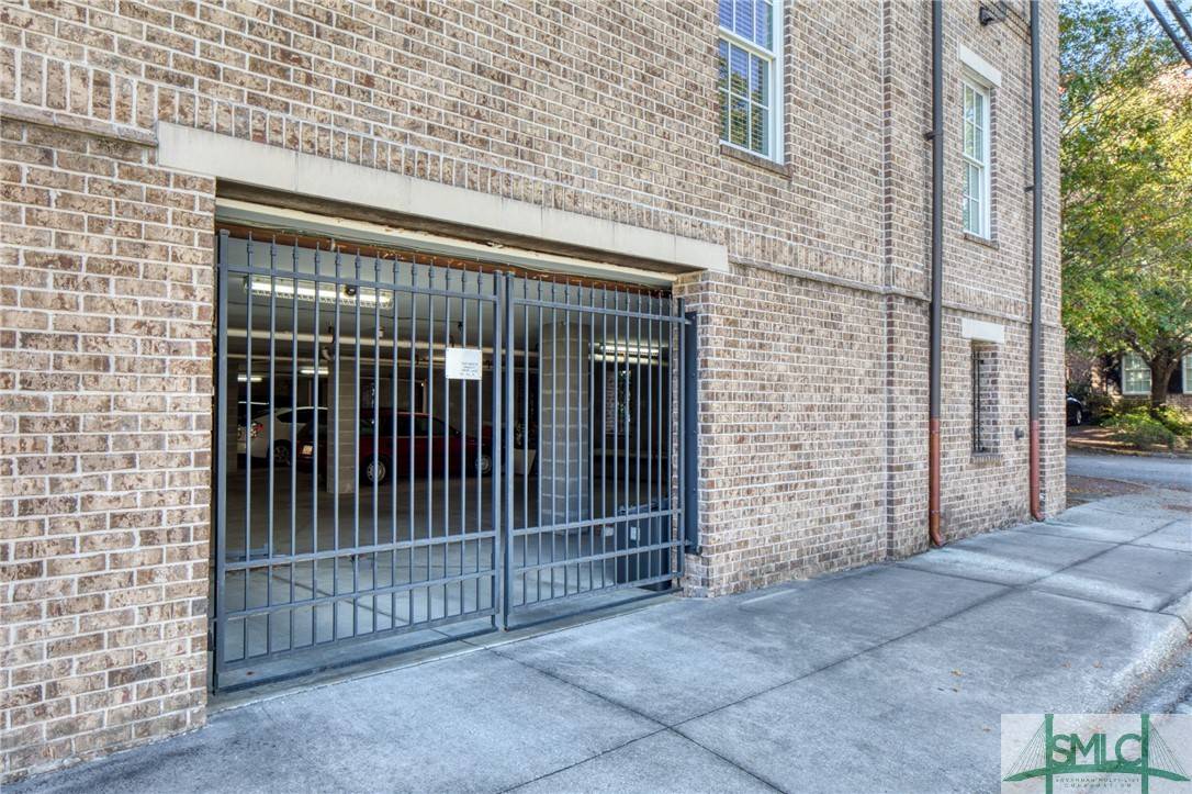 Savannah, GA 31401,425 E Mcdonough ST #205