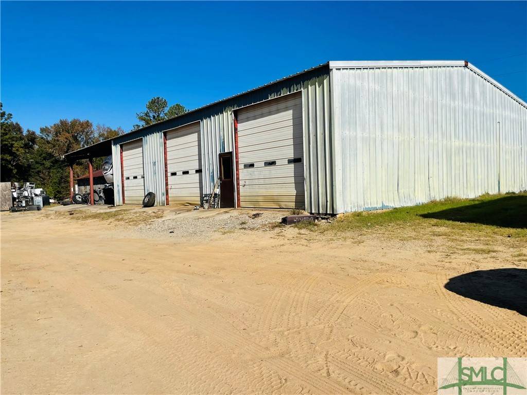 Millen, GA 30442,507 S 25 HWY