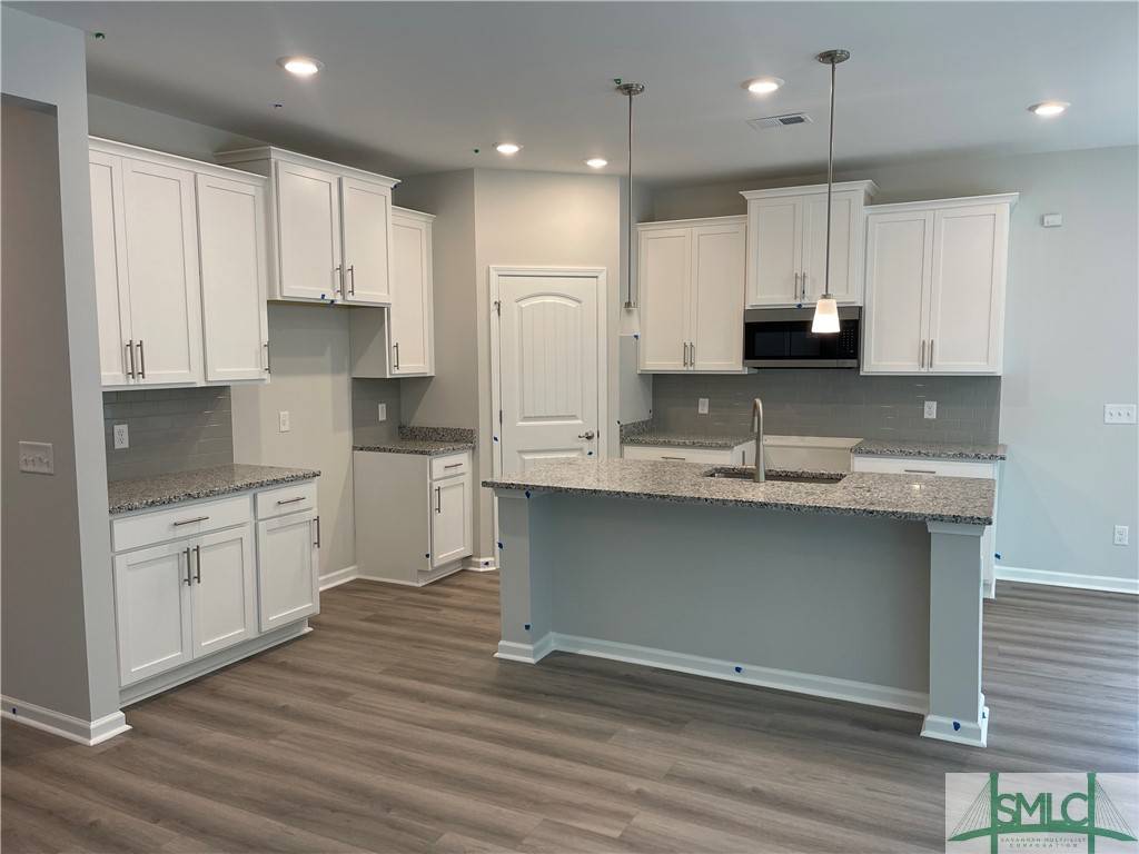 Savannah, GA 31407,160 Brookline DR