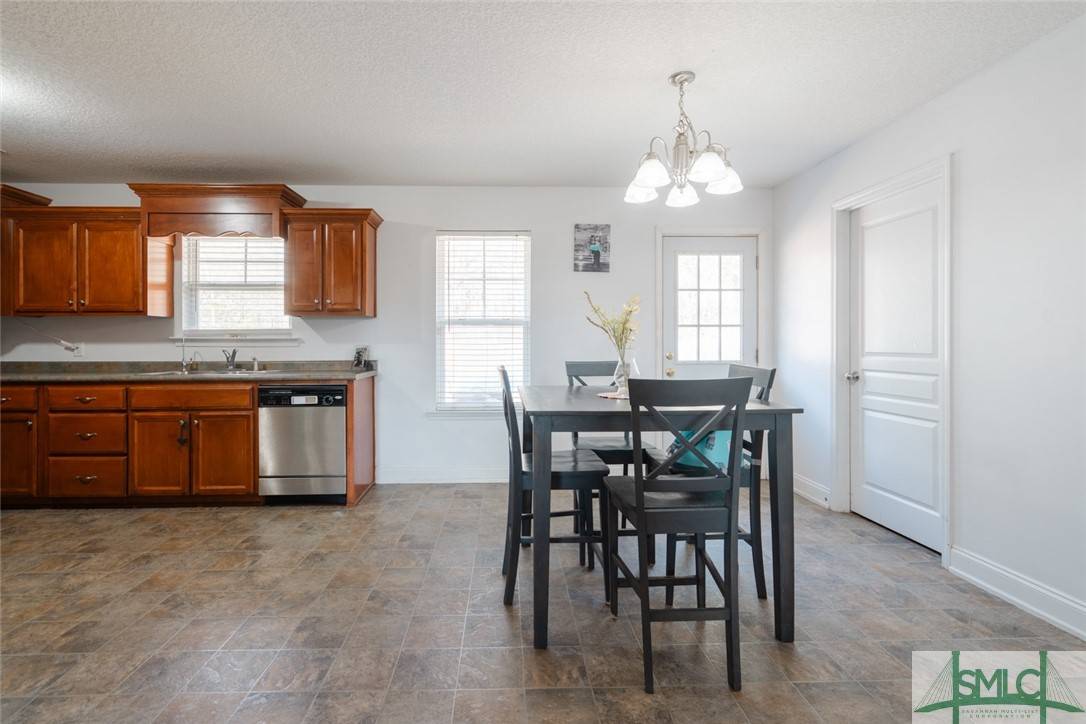 Allenhurst, GA 31301,337 Winchester WAY SE