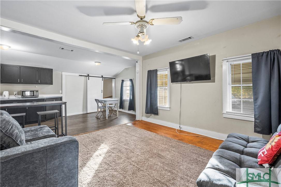 Glennville, GA 30427,213 W Mendell AVE