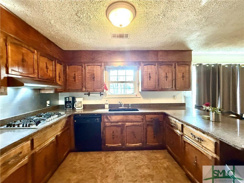 Bloomingdale, GA 31302,312 Schuman DR