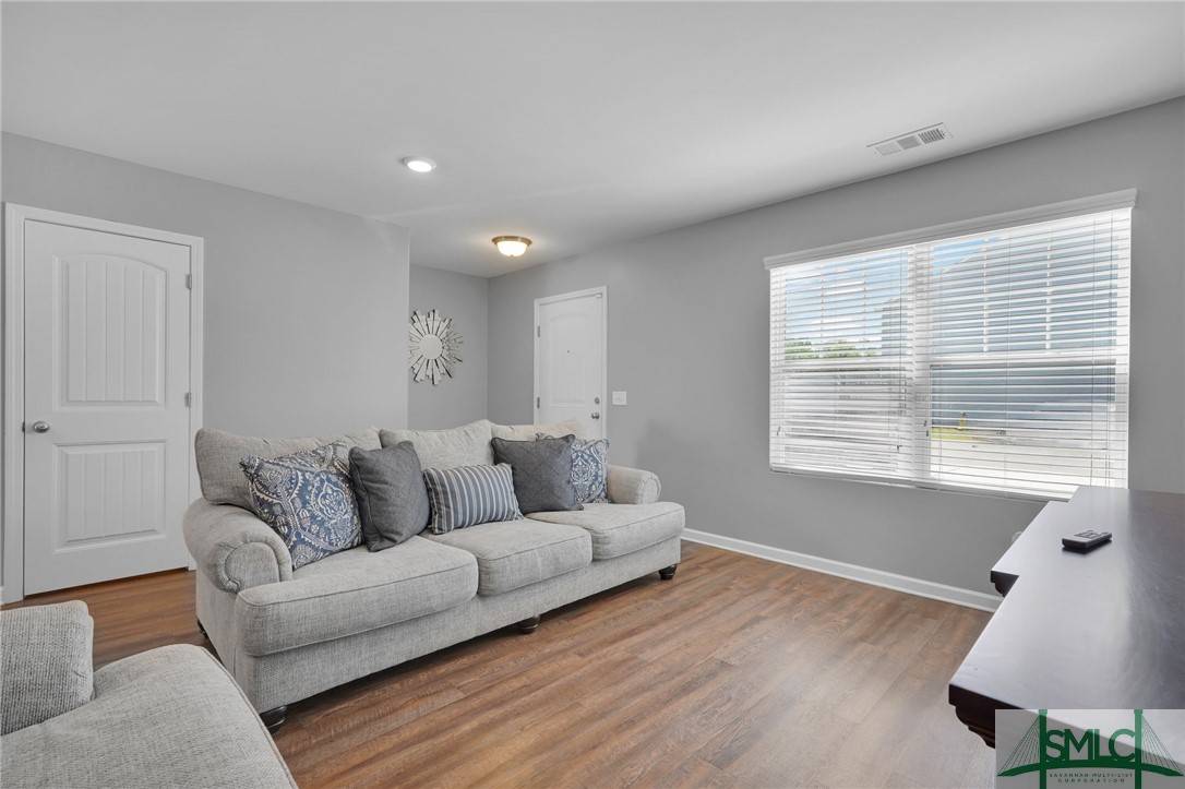 Port Wentworth, GA 31407,46 Brown Thrasher CT