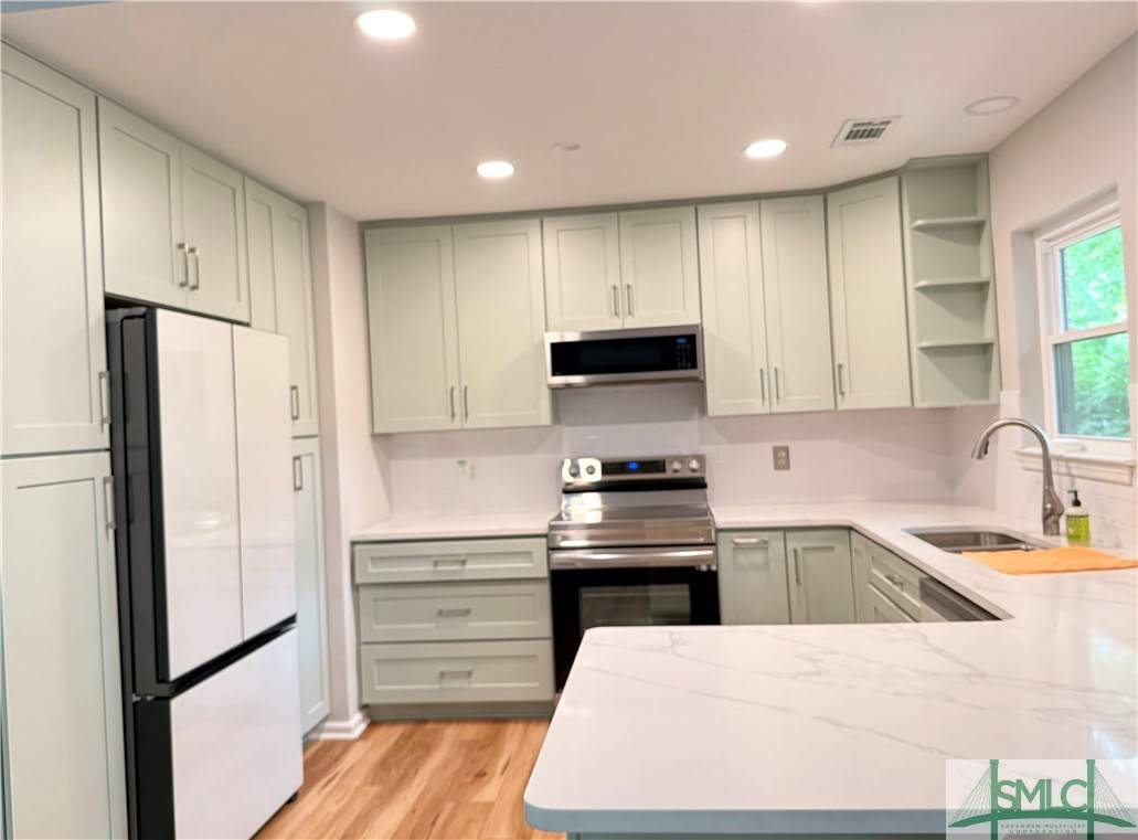 Savannah, GA 31419,932 Mill Stream CT
