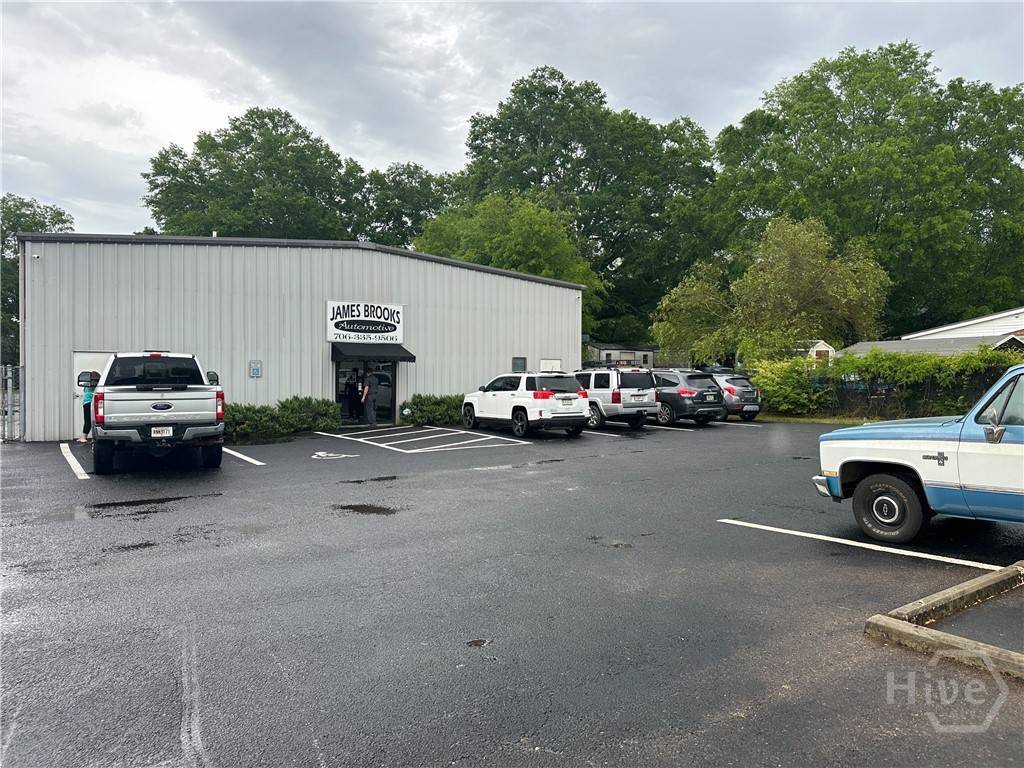 Commerce, GA 30529,2530 Broad ST