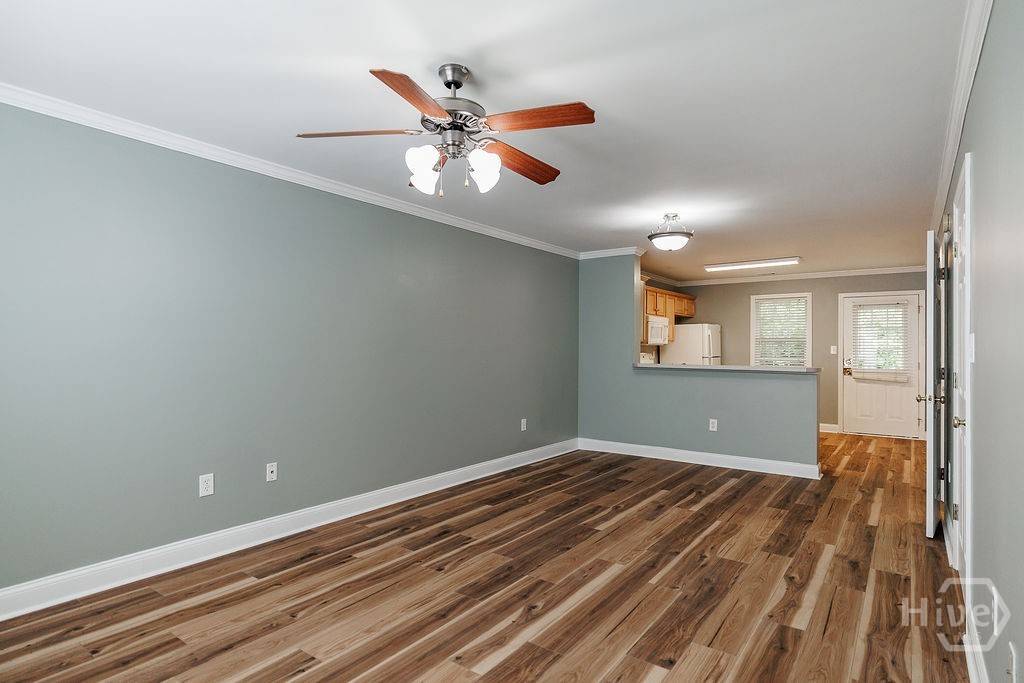Athens, GA 30606,240 Cleveland RD #105