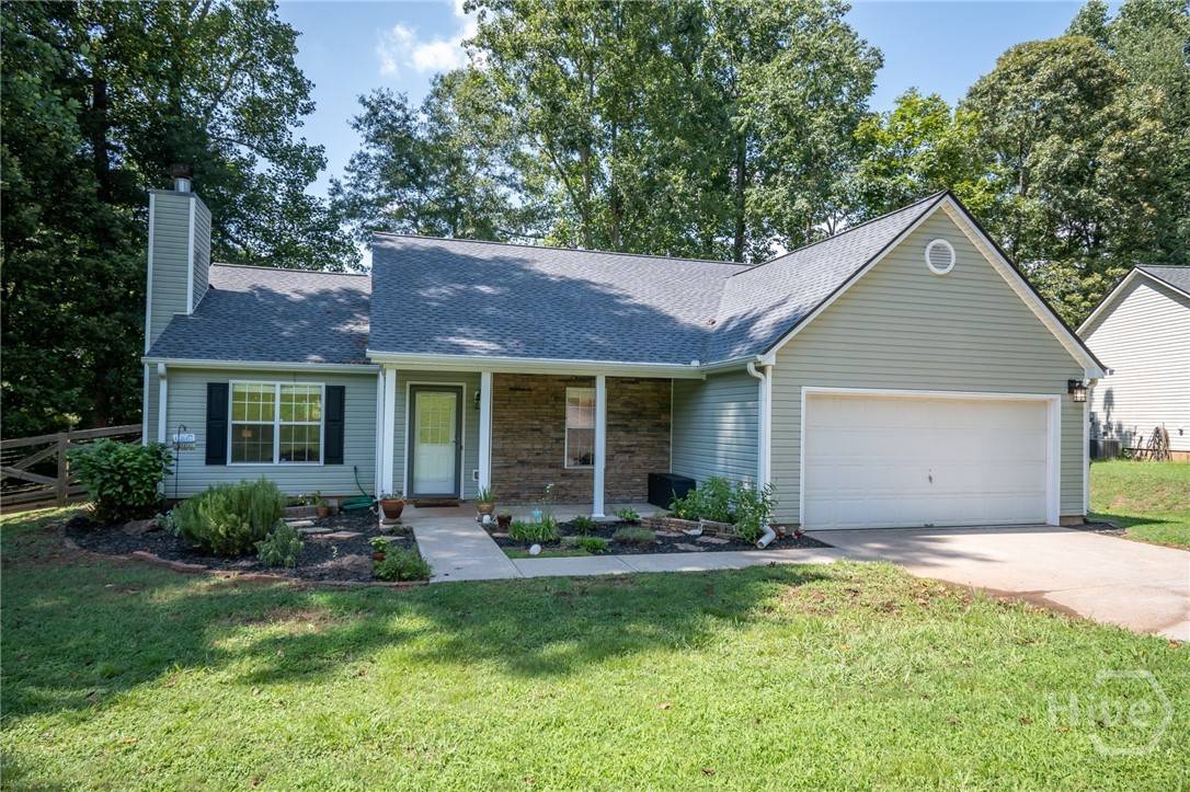 Winder, GA 30680,162 Azalea DR