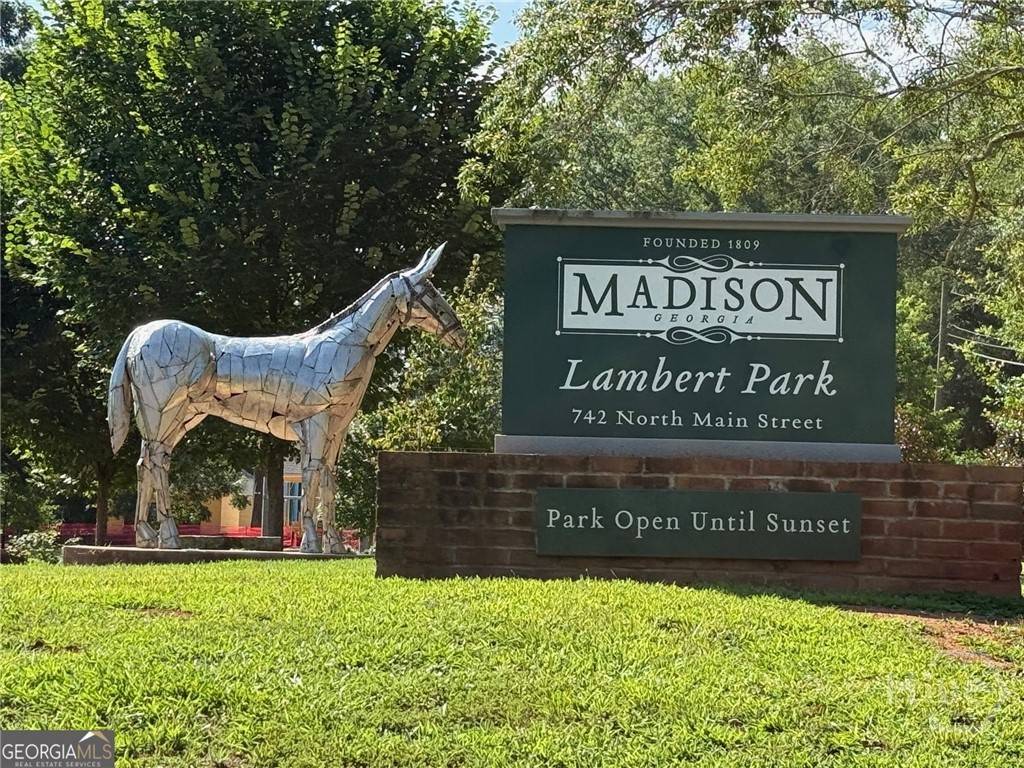 Madison, GA 30650,711 College DR