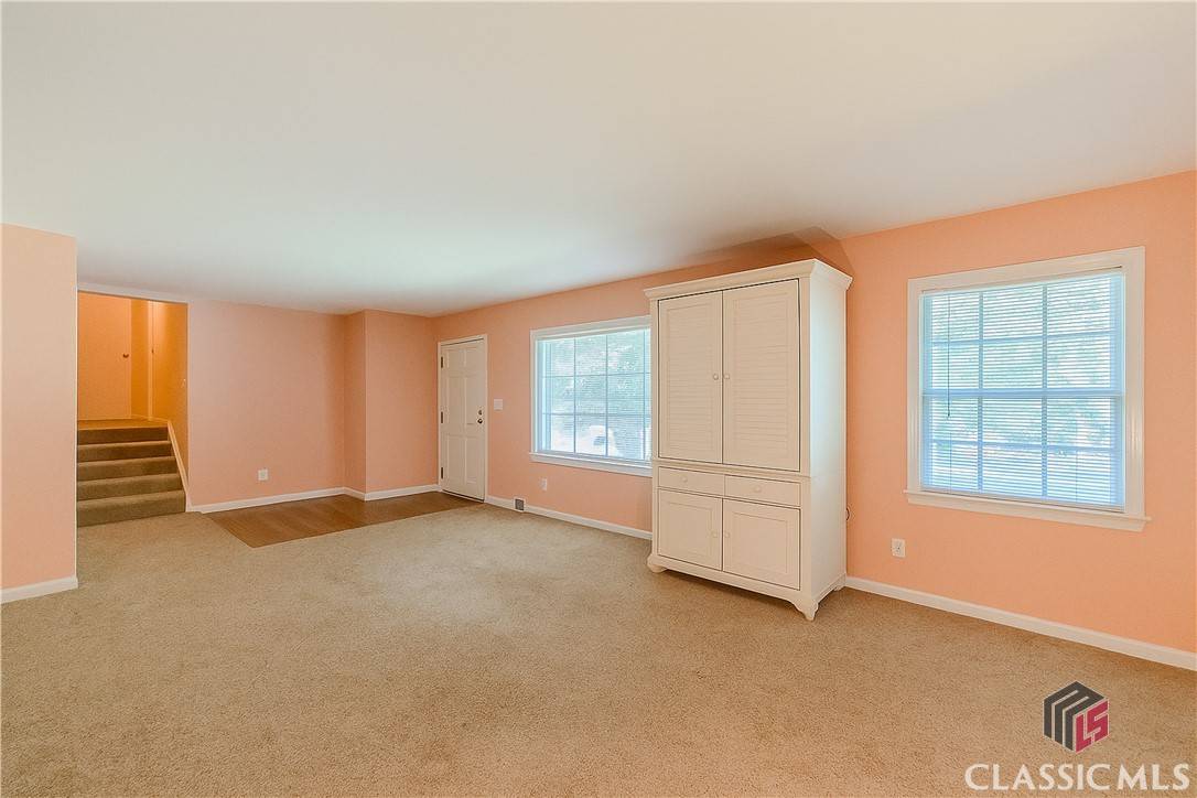Athens, GA 30606,170 Huntington CT