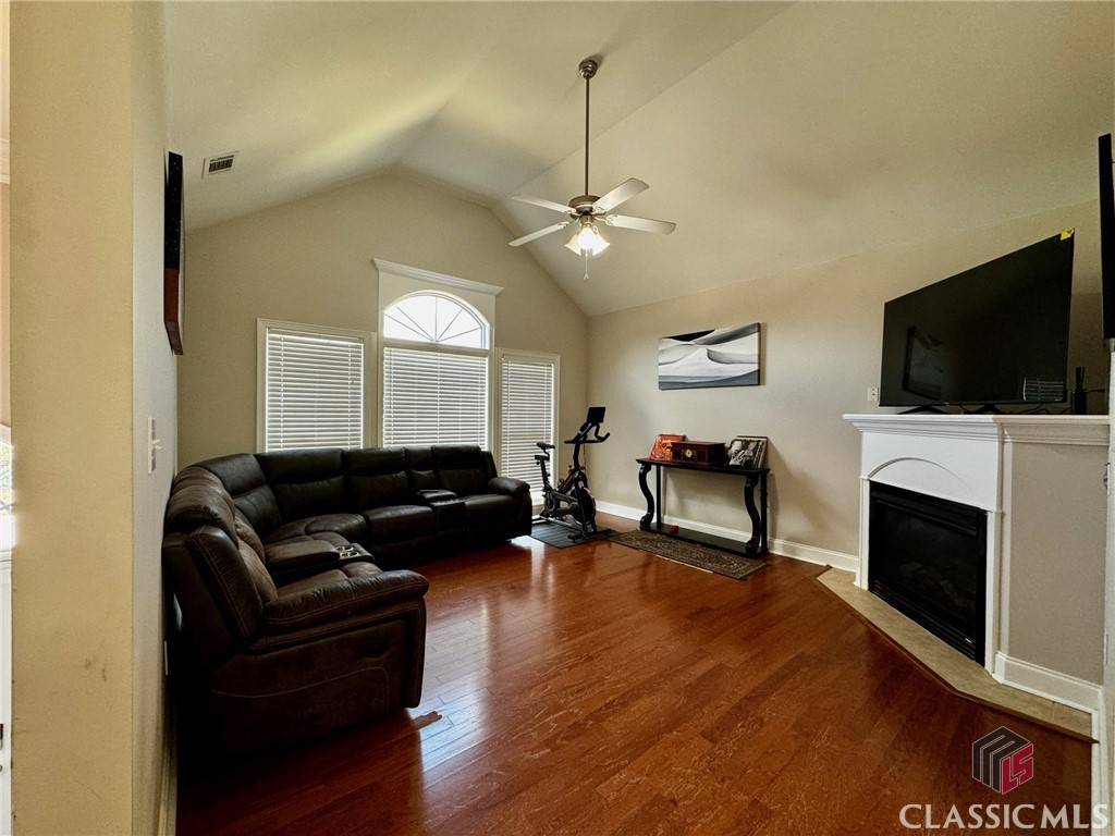 Athens, GA 30606,120 Slick Rock CT