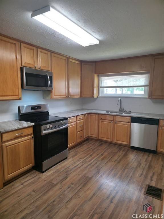 Winder, GA 30680,193 E Broad ST