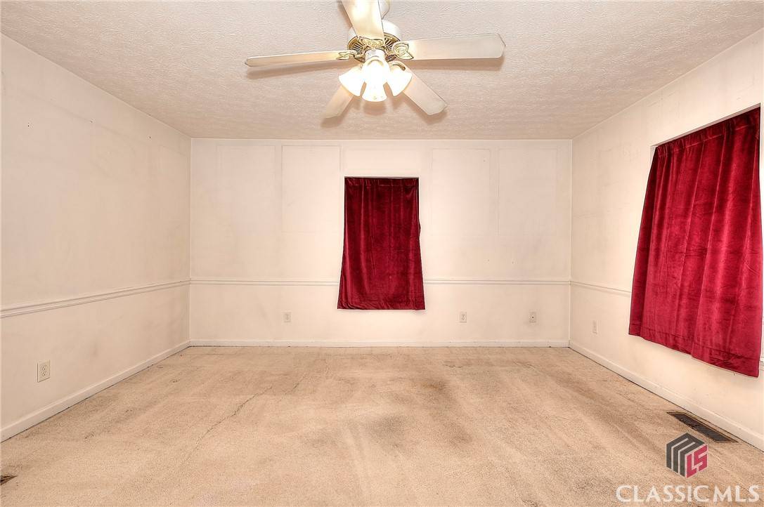 Commerce, GA 30529,67 Cotton ST