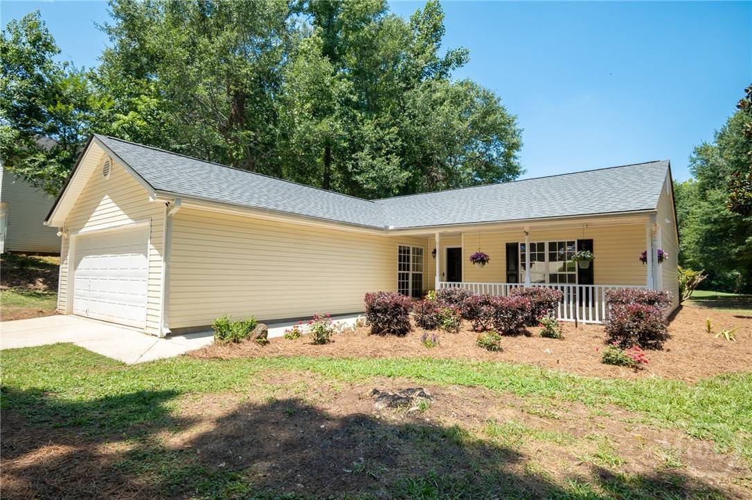 Winder, GA 30666,2003 Emerald Pointe DR