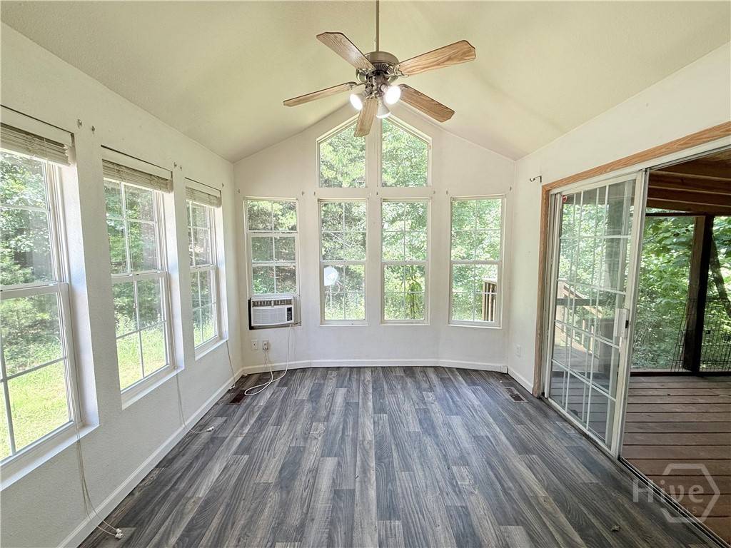 Clarkesville, GA 30523,189 Crystal Wood DR