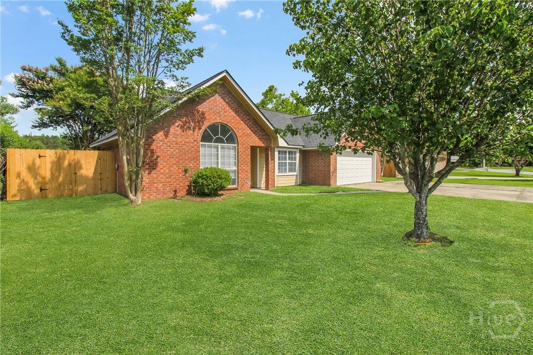 Hinesville, GA 31313,902 Shady LN