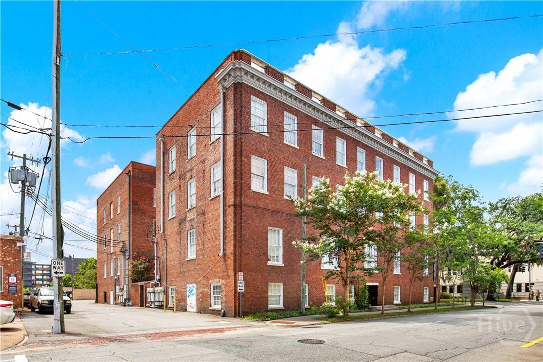 Savannah, GA 31401,105 W Oglethorpe AVE #307