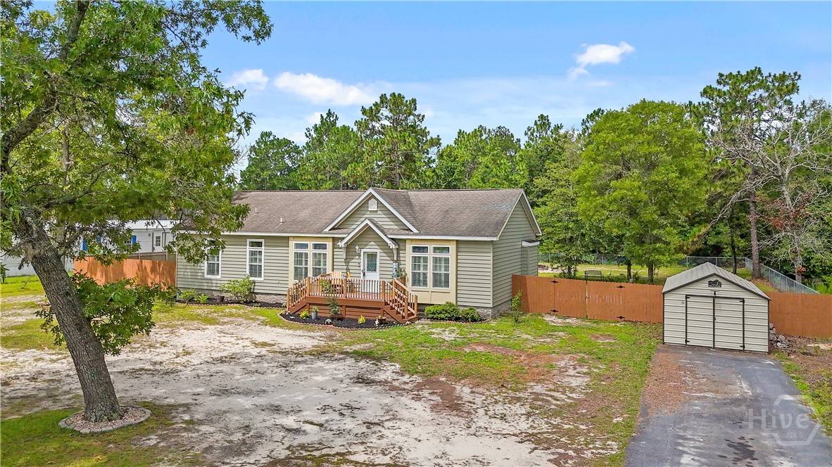 Jesup, GA 31545,586 Church CIR