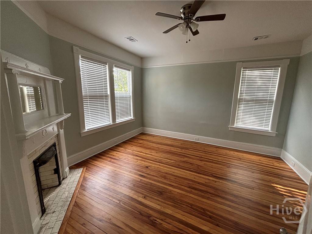 Savannah, GA 31401,225 W 40th ST