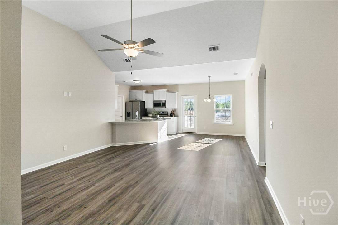 Allenhurst, GA 31301,1712 Arnold DR SE