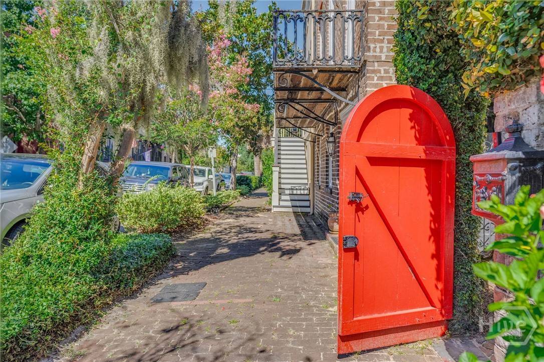 Savannah, GA 31401,224 E Gordon ST