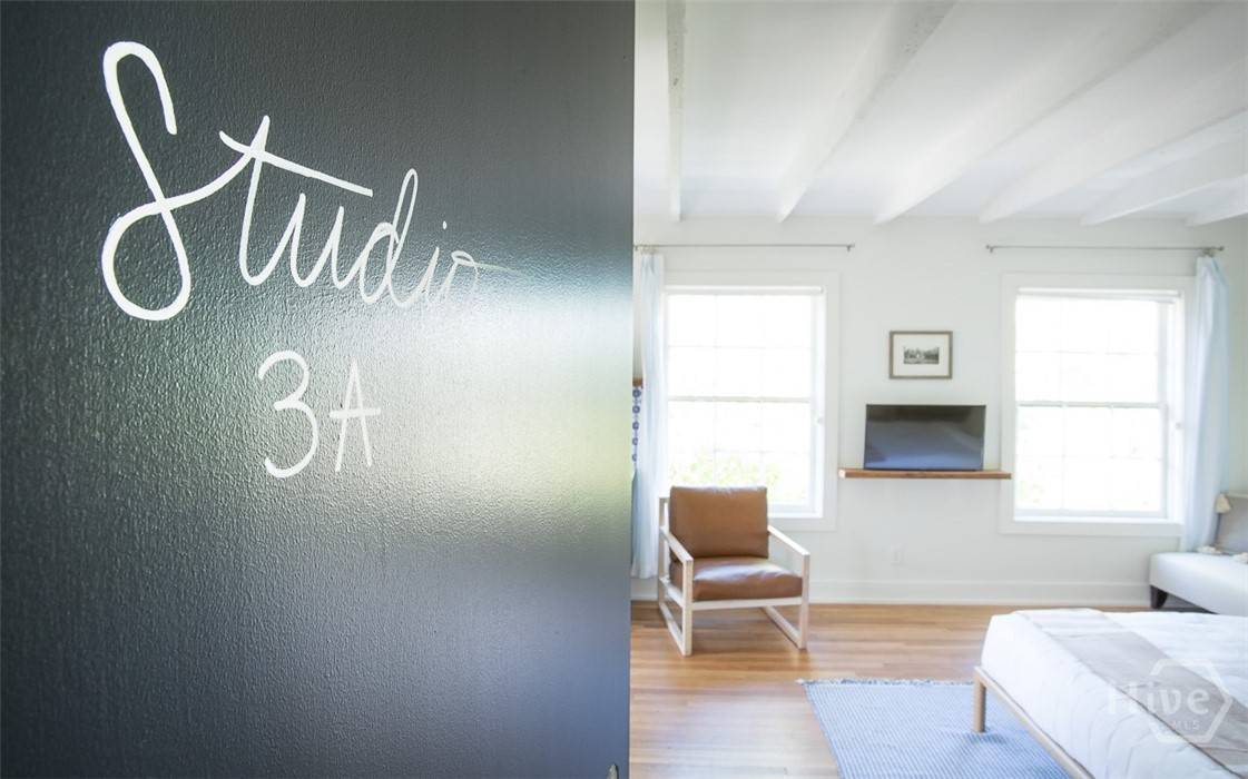 Savannah, GA 31401,1 E Gordon ST #5