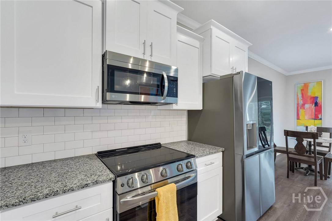 Savannah, GA 31419,5794 Ogeechee RD #201