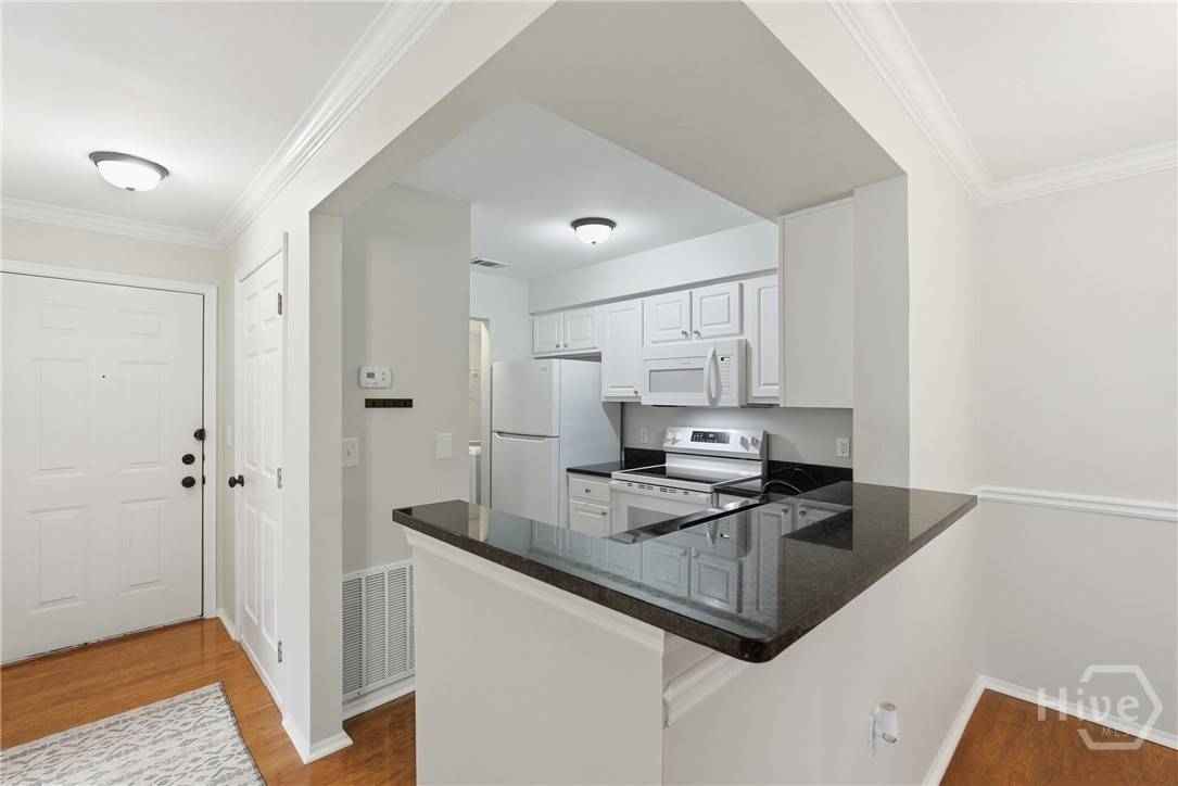 Savannah, GA 31419,12300 Apache AVE #1106