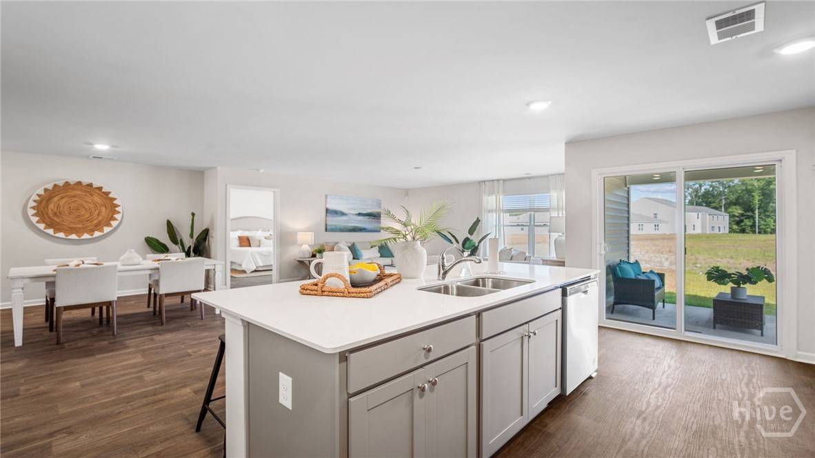 Statesboro, GA 30461,302 Flax ST